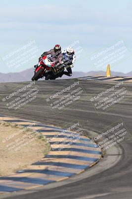 media/Nov-16-2025-Race Pace (Sun) [[8c5fa54630]]/Verified Riders/1-Turns 9 and 10 (925am)/